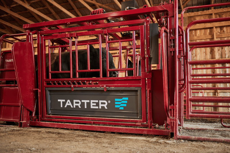 Tarter Cattlemaster Series 12 Hydraulic Chute - Tarter