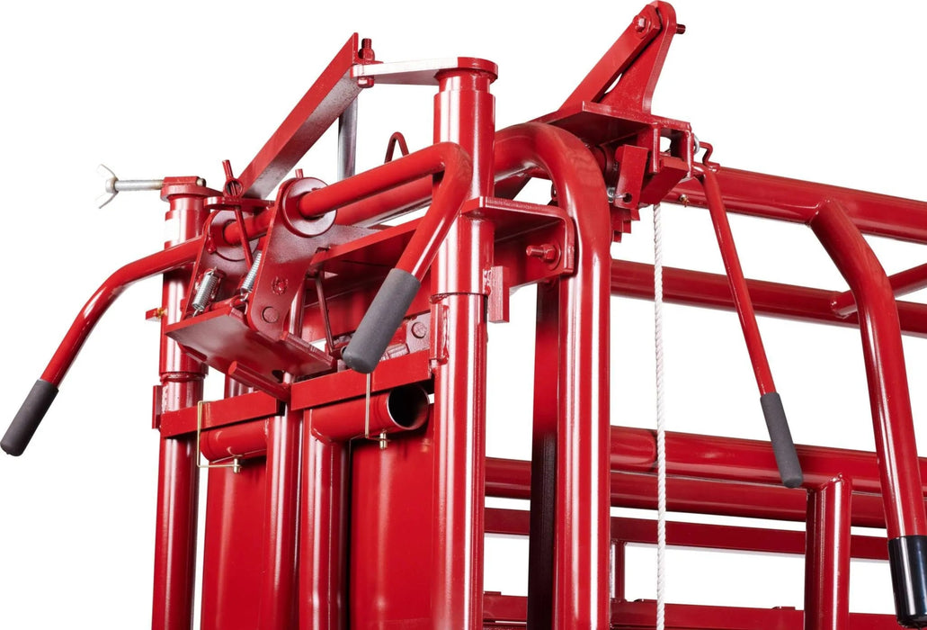 Tarter Cattlemaster Series 6 Squeeze Chute W/ Auto Headgate - Tarter