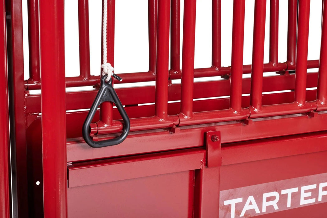 Tarter Cattlemaster Series 6 Squeeze Chute W/ Auto Headgate - Tarter