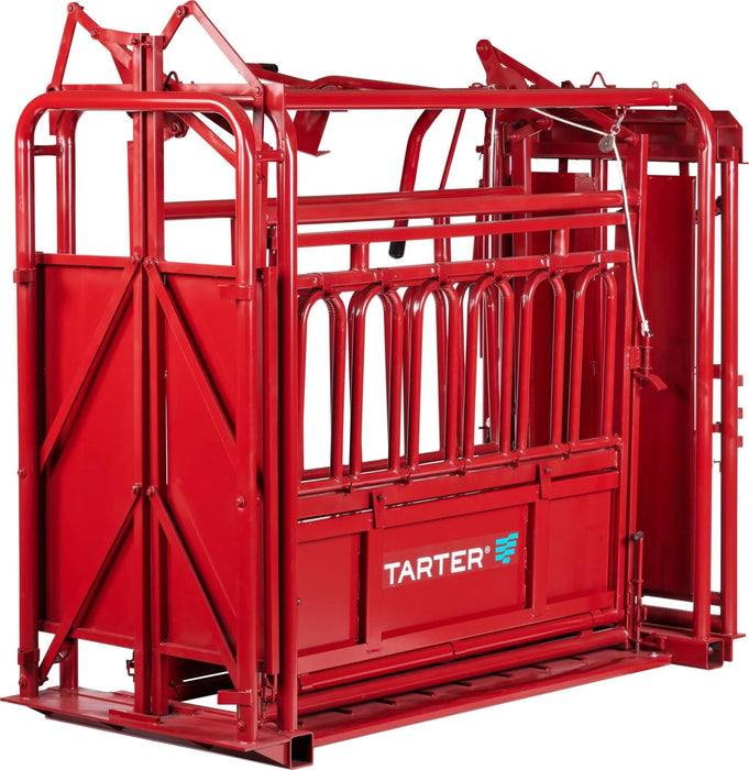 Tarter Cattlemaster Series 6 Squeeze Chute W/ Manual Headgate - Tarter