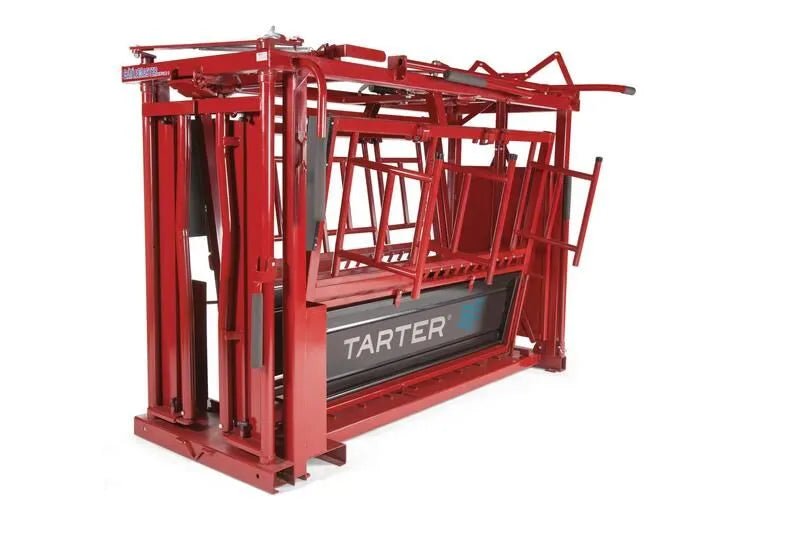 Tarter Cattlemaster Series 9 Squeeze Chute W/ Auto Headgate - Tarter