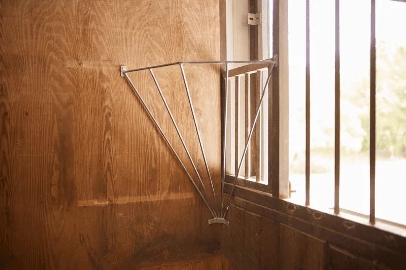 Tarter Corner Mount Galvanized Manger Feeder - Tarter