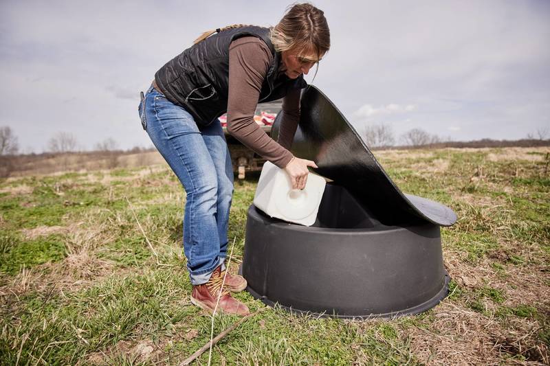 Tarter Ground Level 250 Mineral Feeder - Tarter