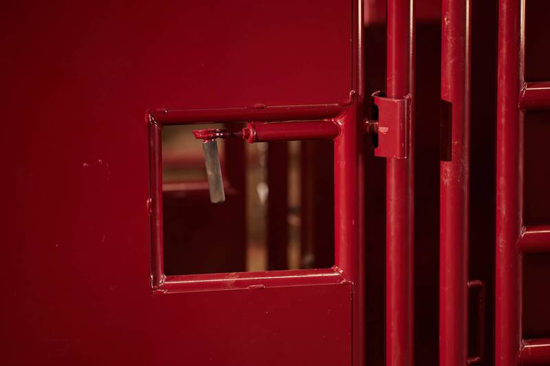 Tarter Sheeted Alley Panel W/ Cut Gate - Tarter