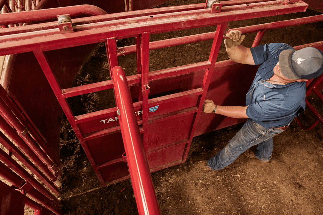 Tarter Sliding Alley Gate - Tarter