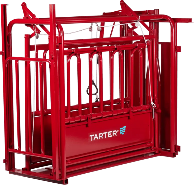 Tarter Cattlemaster Series 3 Squeeze Chute W/ Manual Headgate