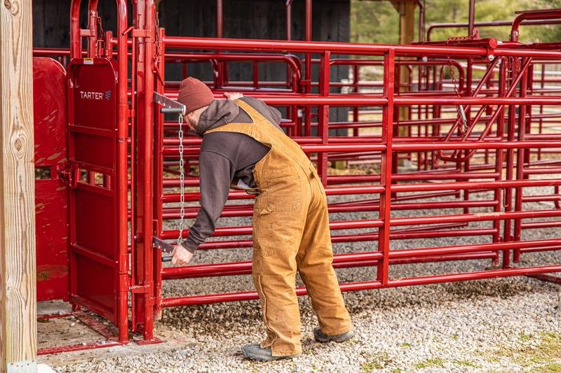 Tarter 180º x 20 Cattlemaster Open - Sided Sweep System - Tarter