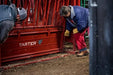 Tarter Cattlemaster Series 6 Squeeze Chute W/ Auto Headgate - Tarter