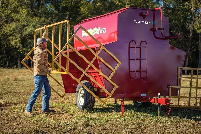 Tarter Feedmaster 165 Portable Creep Feeder - Tarter